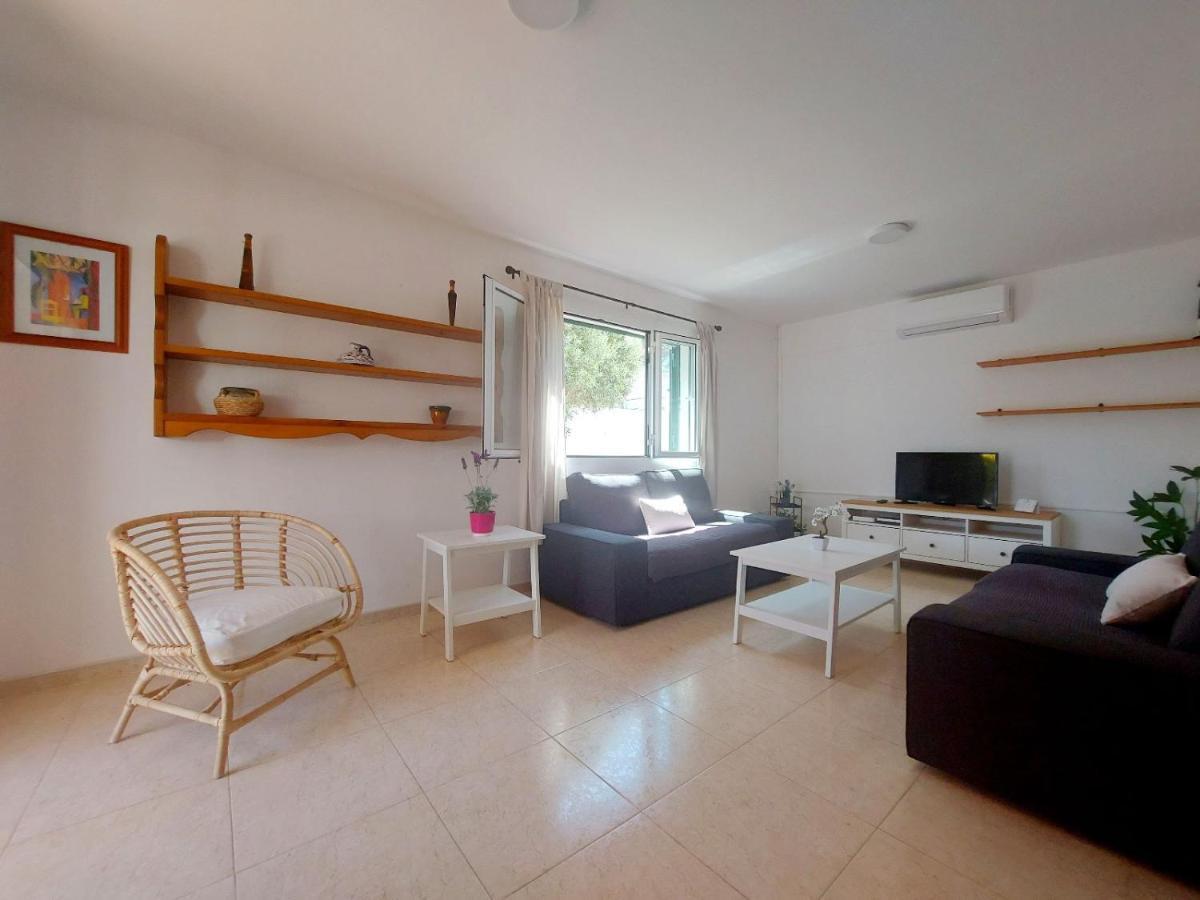 Villa Limon Cala Blanca  Bagian luar foto